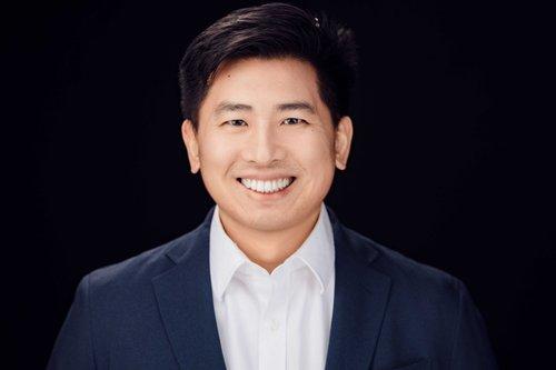 mobile - carousel-hero-element image-4