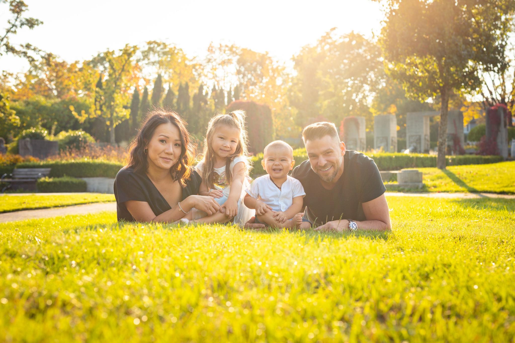 What to Wear for my Family Photoshoot: Expert Tips for Perfect Pictures