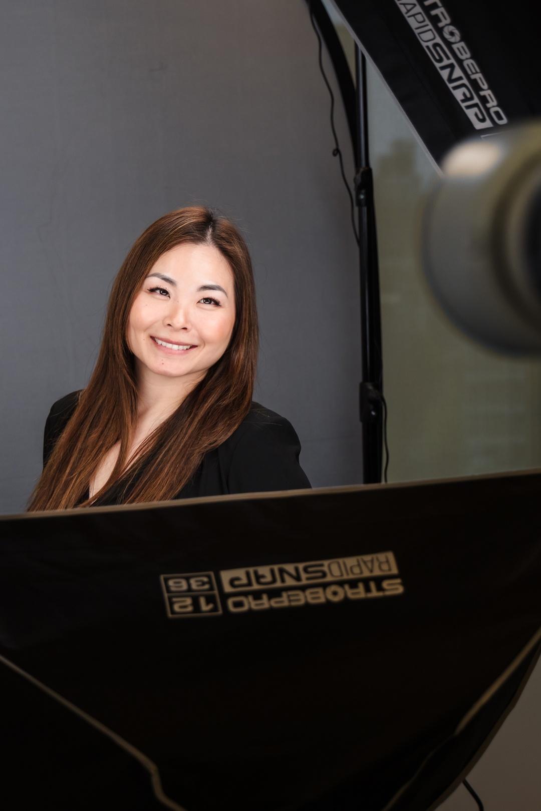 On Site Professional Headshots in Vancouver BC: Costs, Benefits and 2026 Trends